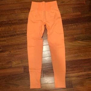 🍊 ULTRA SEAMLESS LEGGINGS